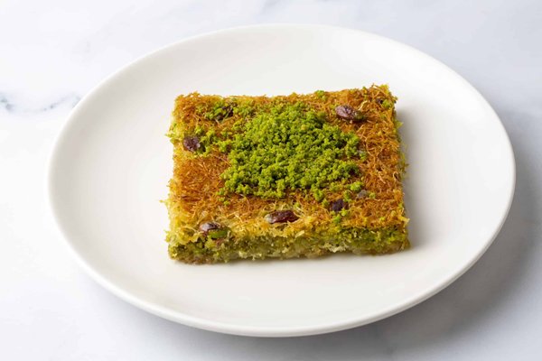 How to Make an Authentic German Schwarzwälder Kirschtorte?